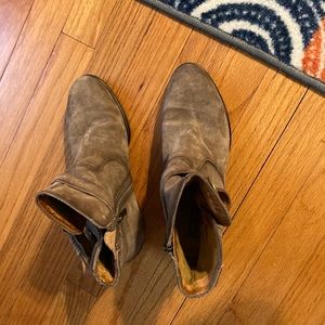 Pikolinos short boot